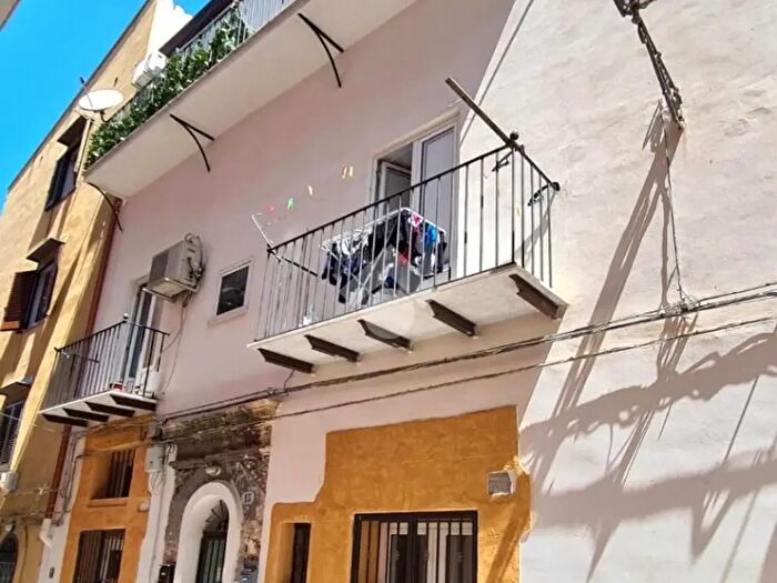 Appartamento bilocale in affitto in Via della Rosa alla Gioiamia, Palermo