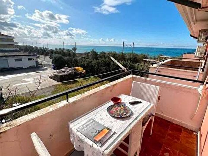 Appartamento quadrilocale in affitto in Sp, Marina, Guardia Piemontese