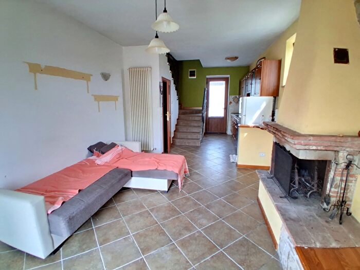 Casa trilocale in vendita in Via delle Gavine, Lucca