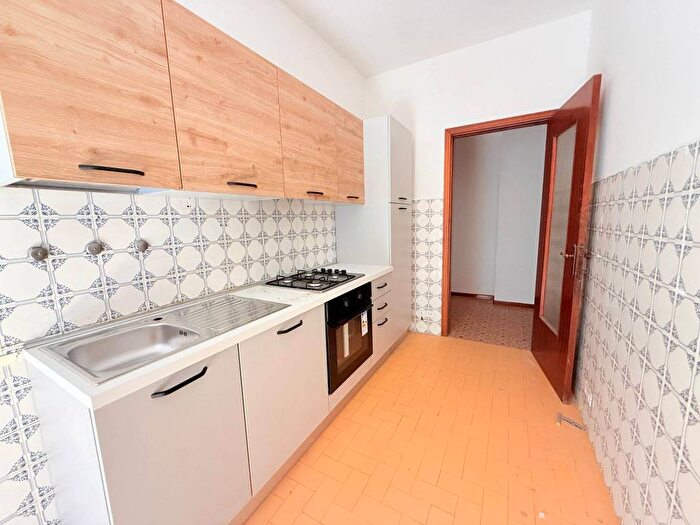 Appartamento con 5 locali in affitto in Via Caduti del Lavoro, Semicentro Stazione, Perugia