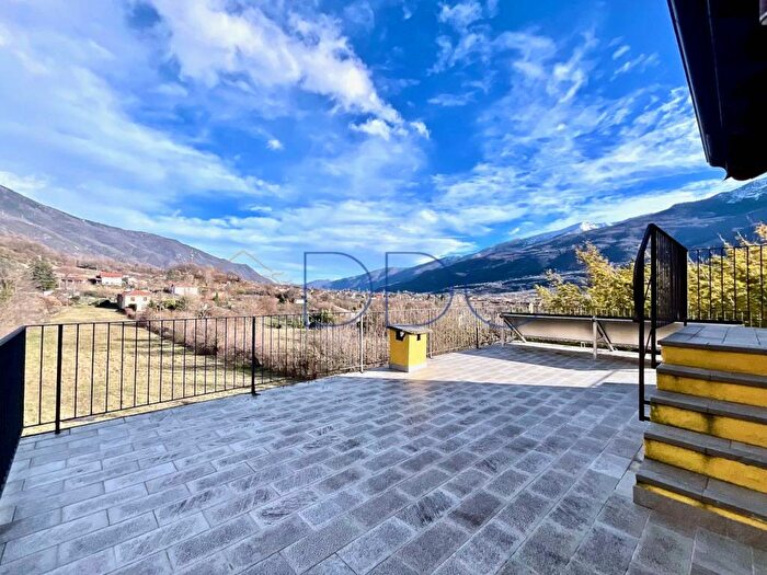 Case in Vendita e in Affitto - 3