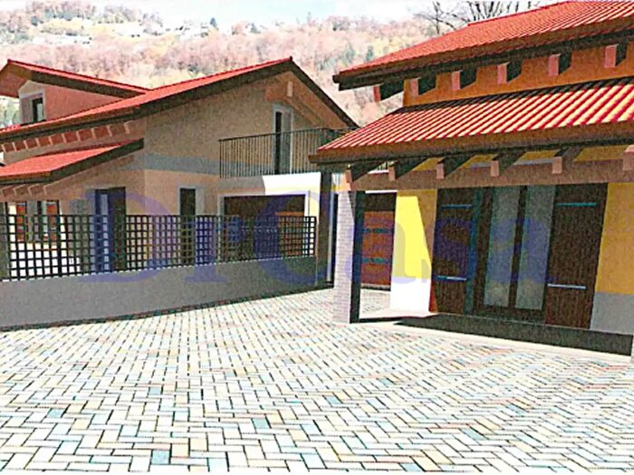 Casa quadrilocale in vendita in Via Provinciale, Cremenaga