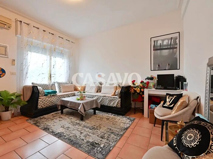 Appartamento trilocale in vendita in Via Lepanto, Viareggio