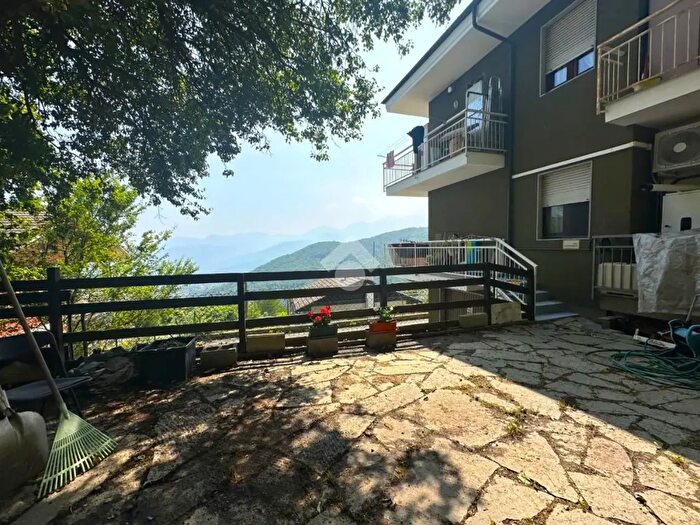 Appartamento bilocale in affitto in Borgata Combravino, Giaveno