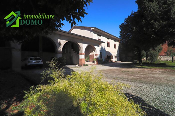 Casa con 6 locali in vendita in San Benedetto, Malo