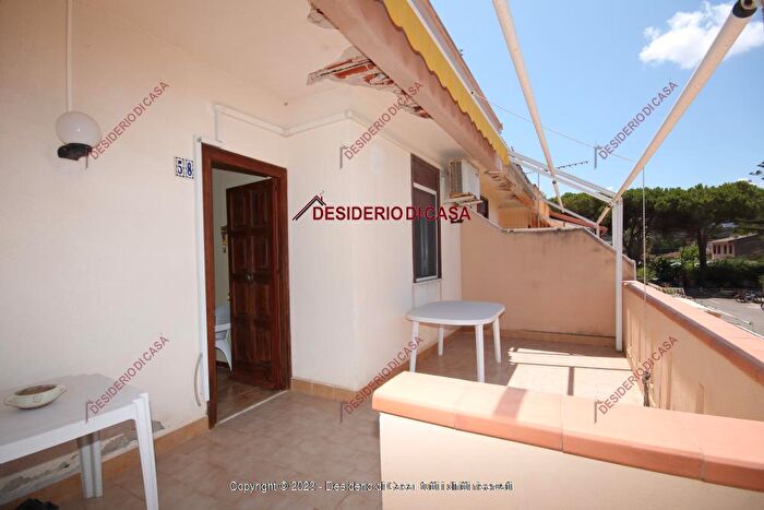 Appartamento bilocale in vendita in Via Val di Noto Campofelice di Roccella Pa Italia, Campofelice Di Roccella