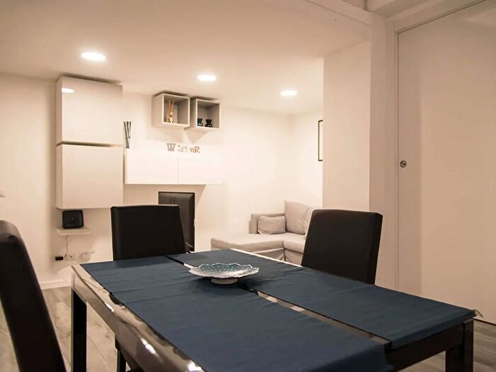 Appartamento monolocale in affitto in Via Ariberto, Milano