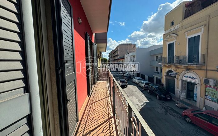 Appartamento trilocale in vendita in Via Marco De Giosa, Capurso