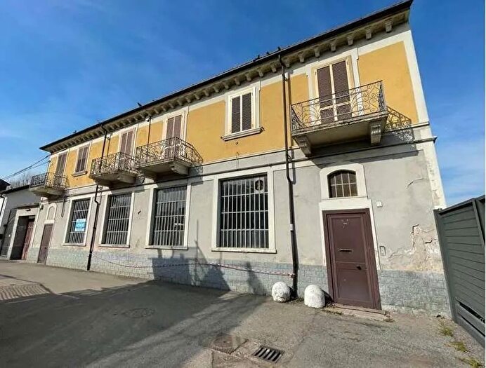 Appartamento con 20 locali in vendita in Via Pastrengo, Moncalieri