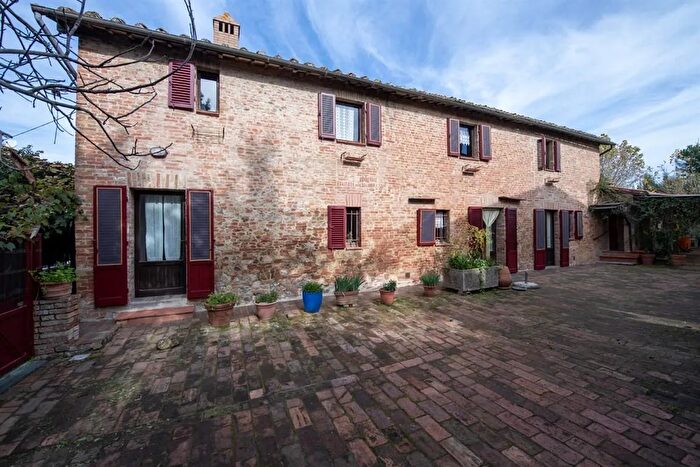 Casa con 10 locali in vendita in San Rocco a Pilli Sovicille, Sovicille