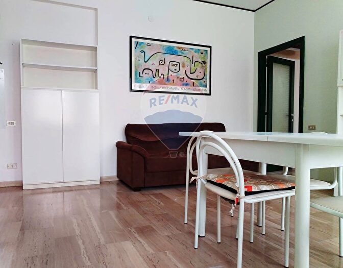 Appartamento trilocale in vendita in Ancona