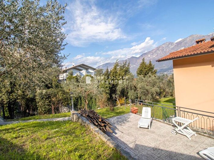 Appartamento trilocale in affitto in Via Luigi Cadorna, Vassena, Oliveto Lario