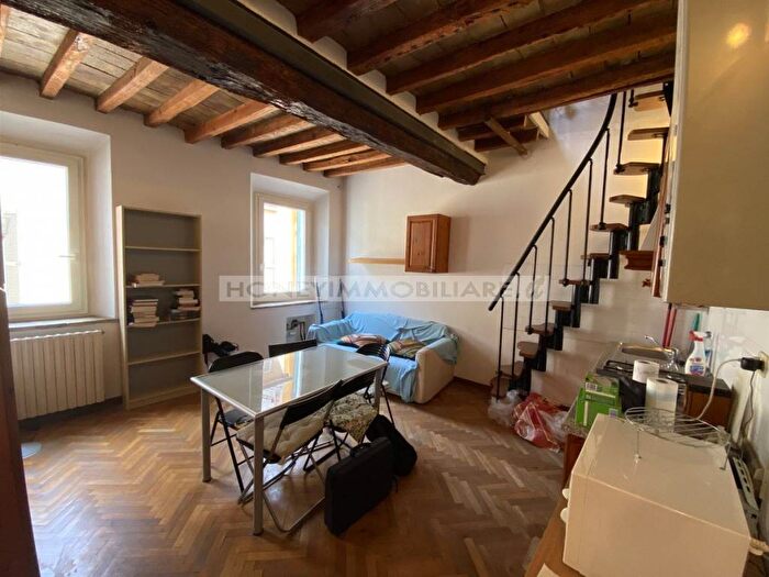 Appartamento bilocale in affitto in Borgo Garimberti, Centro Storico, Parma