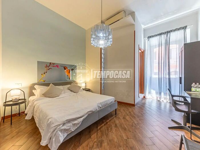Appartamento con 5 locali in vendita in Via dei Gracchi, Roma