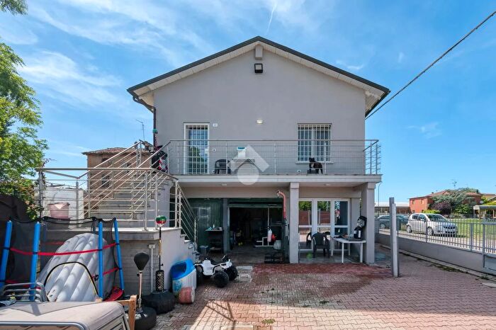 Appartamento trilocale in vendita in Via SantAntonio, Sala Bolognese