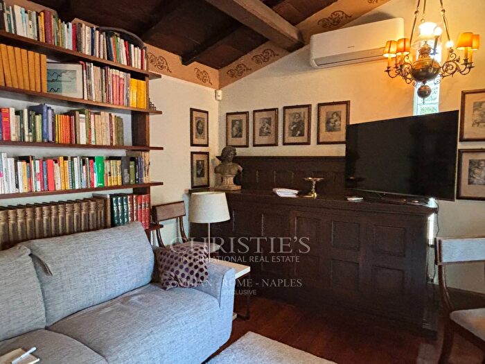 Casa bilocale in affitto in Via dei Faggella, Roma