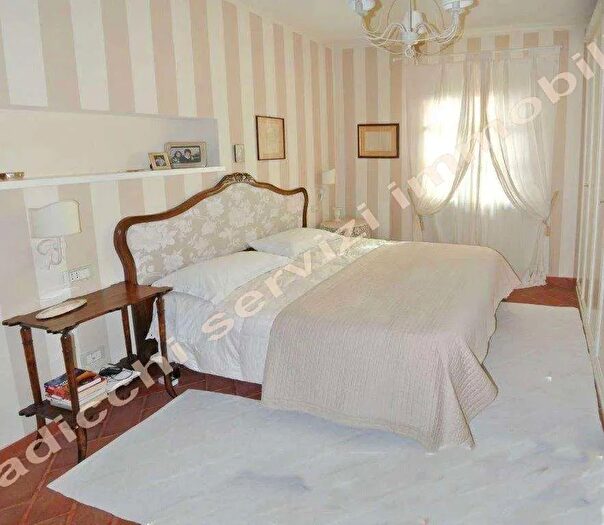 Casa quadrilocale in affitto in Via Ammiraglio Morin a, Forte Dei Marmi