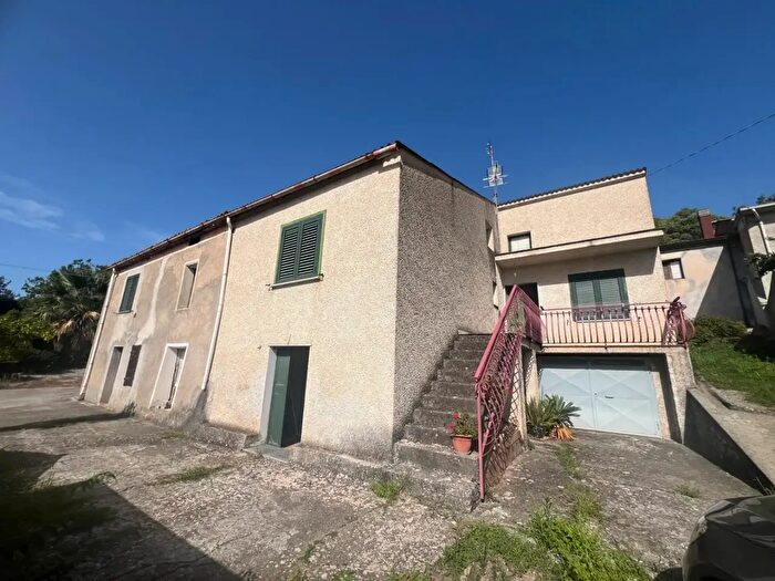 Appartamento bilocale in vendita in Via Contrada Stragolera, Aiello Calabro