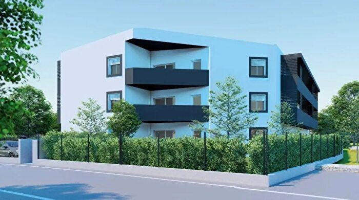 Casa quadrilocale in vendita in Forlì Via dei Molini Forlìcesena Forlì, Forli