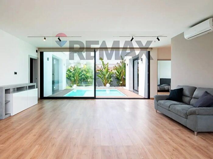 Appartamento con 5 locali in vendita in Via Ermanno Wolf Ferrari a, Roma