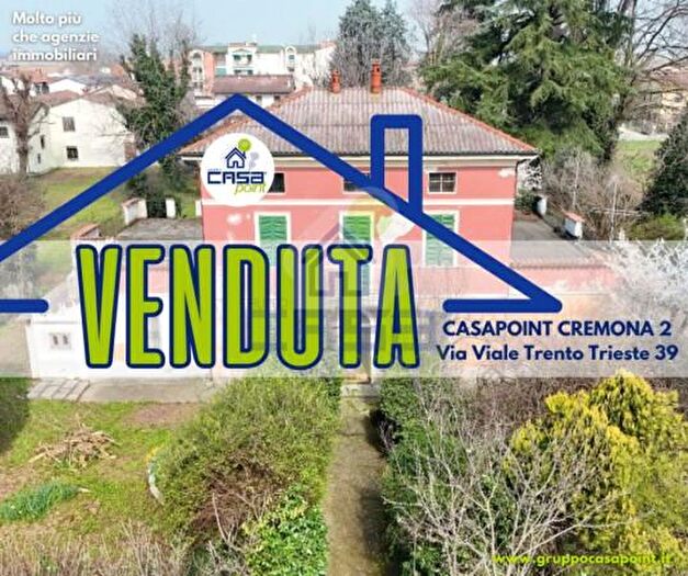 Casa con 6 locali in vendita in Via Gerelli N°, Cremona