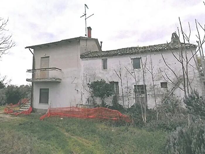 Casa quadrilocale in vendita in Morrovalle