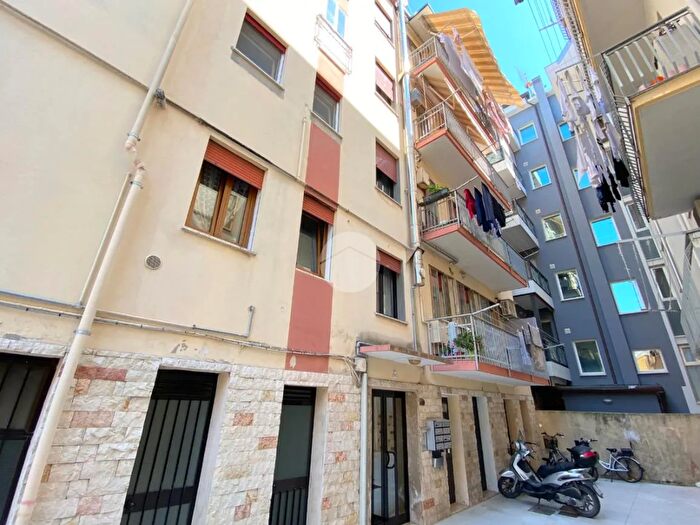 Appartamento trilocale in vendita in Via Amaltea, Chioggia