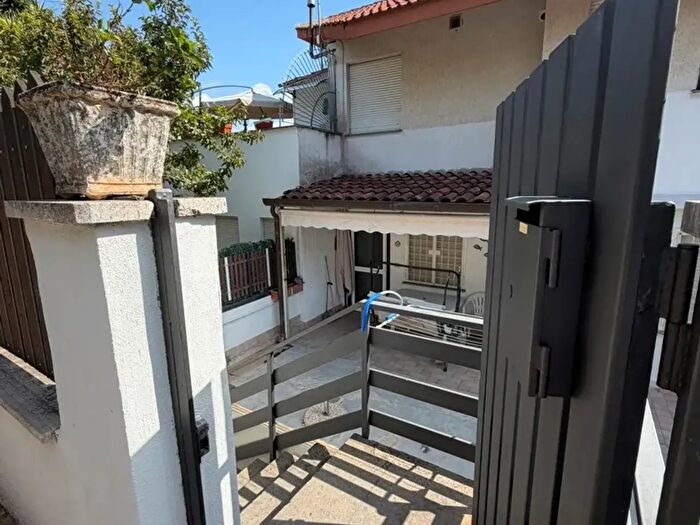 Appartamento bilocale in vendita in Via Domenico De Santis, Cerveteri