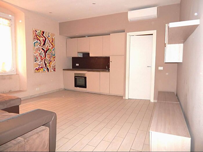 Appartamento bilocale in affitto in Via Rino Mandoli, Staglieno, Genova