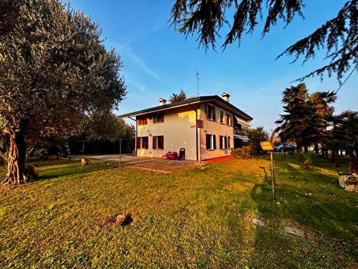 Casa con 6 locali in vendita in Via Colombera, Ponzano Veneto