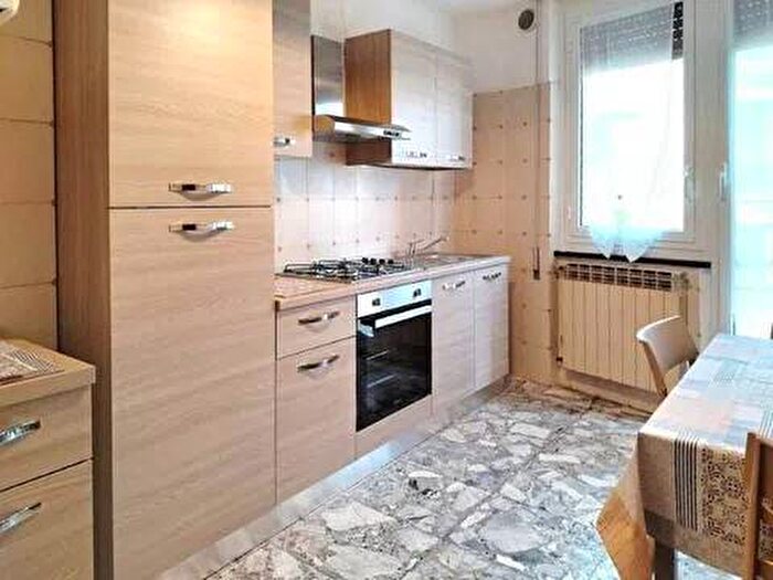 Appartamento trilocale in affitto in Via San Giorgio, Centro, Albisola Superiore