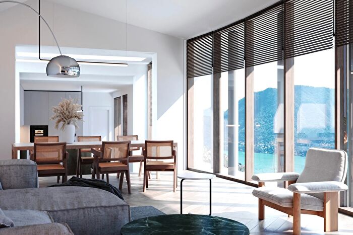 Casa con 5 locali in vendita in Via Gentrino, Cernobbio