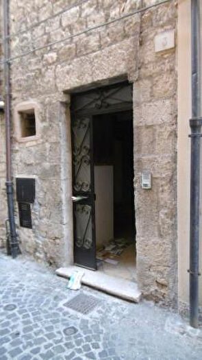 Casa con 5 locali in vendita in Via dArgillano, Ascoli Piceno