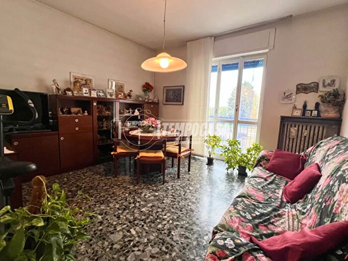 Appartamento trilocale in vendita in Agrate Brianza