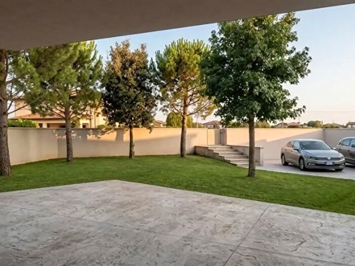 Casa con 6 locali in vendita in a Luigi Bianchi, Pisa