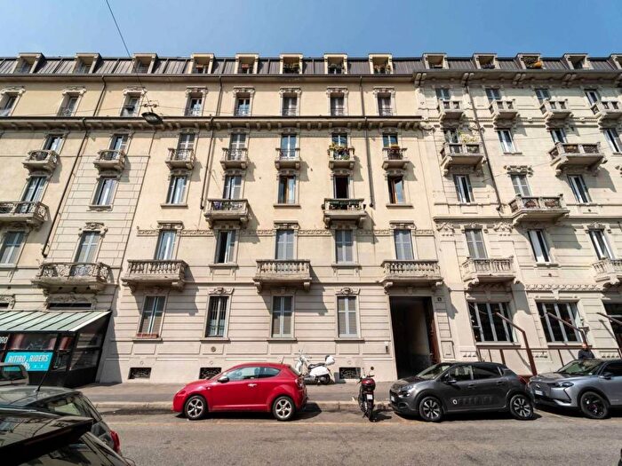 Appartamento monolocale in affitto in Via Antonio Pollaiuolo, Isola, Milano