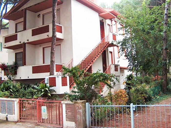 Appartamento quadrilocale in affitto in Via Panaro, Lido degli Estensi, Comacchio