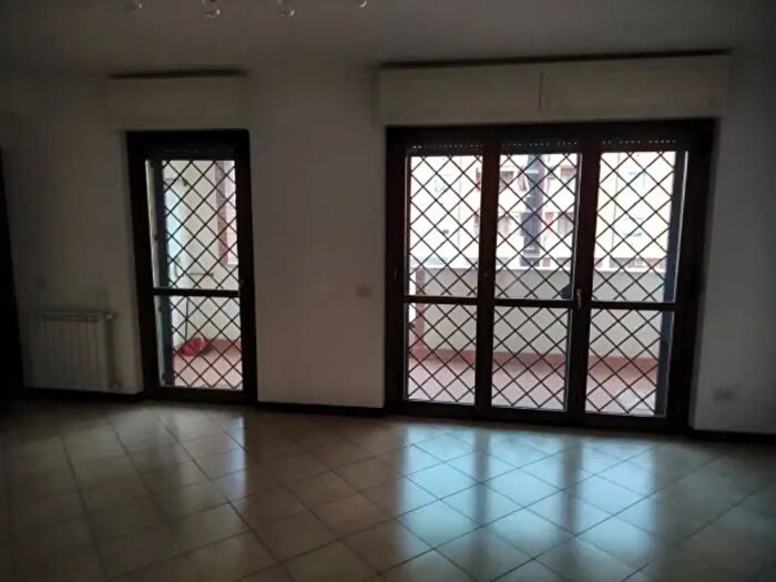Appartamento trilocale in vendita in Viale Franco Angeli, Roma