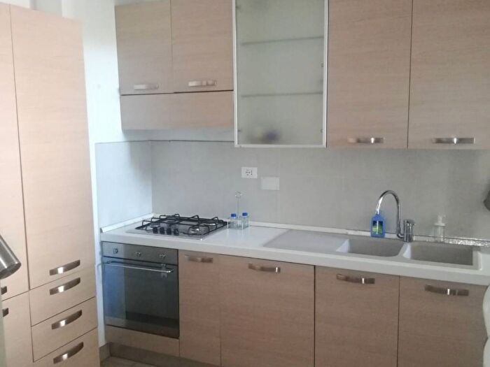 Appartamento trilocale in affitto in Legnaia San Quirico Monticelli, Firenze