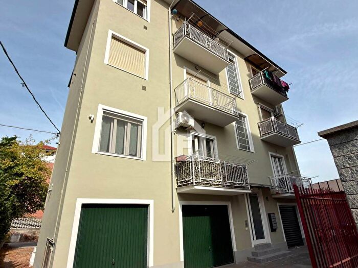 Appartamento trilocale in affitto in Via Mezzano, Centro, Chivasso