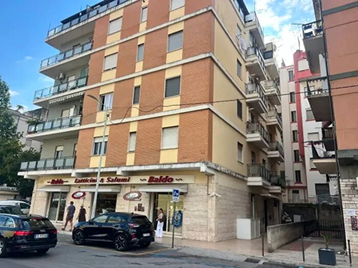 Appartamento quadrilocale in vendita in Viale Senatore Parodi, Vibo Valentia