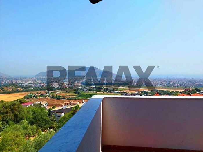 Appartamento quadrilocale in vendita in Via a, Palermo