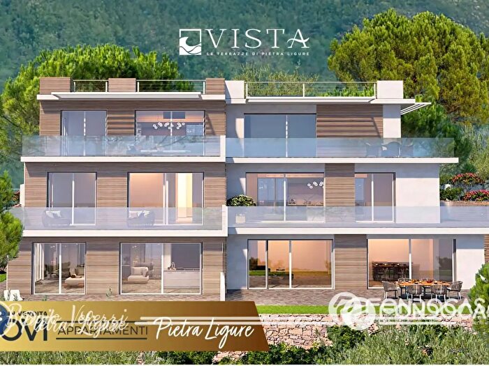 Appartamento quadrilocale in vendita in Via San Francesco, Pietra Ligure