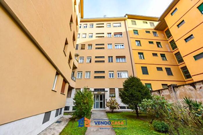 Appartamento trilocale in vendita in Via Alessandro Paravia, Torino