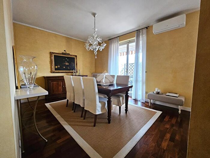 Appartamento trilocale in vendita in Via Don Ballabio, Robecco Sul Naviglio