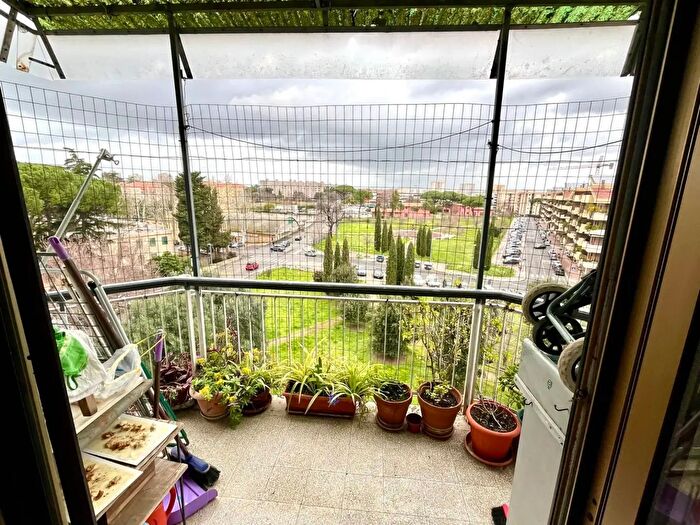 Appartamento bilocale in vendita in Via delle Vigne Nuove, Roma