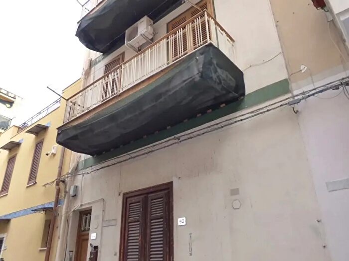 Appartamento trilocale in vendita in Via Sindaco Scordato, Bagheria