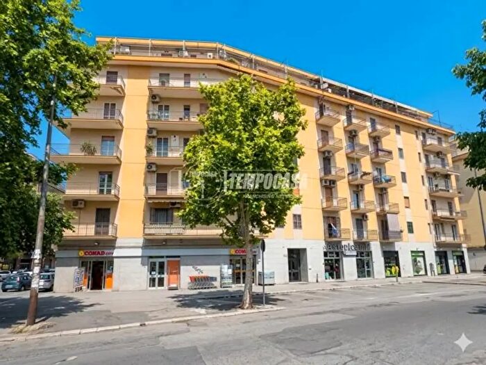 Appartamento quadrilocale in vendita in Piazza Aldo Moro, Foggia