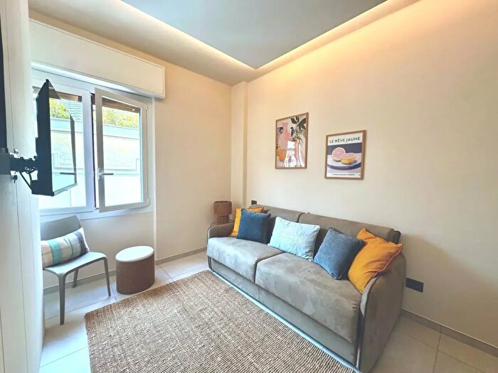 Appartamento monolocale in vendita in Via Giovanni Pascoli, Alassio