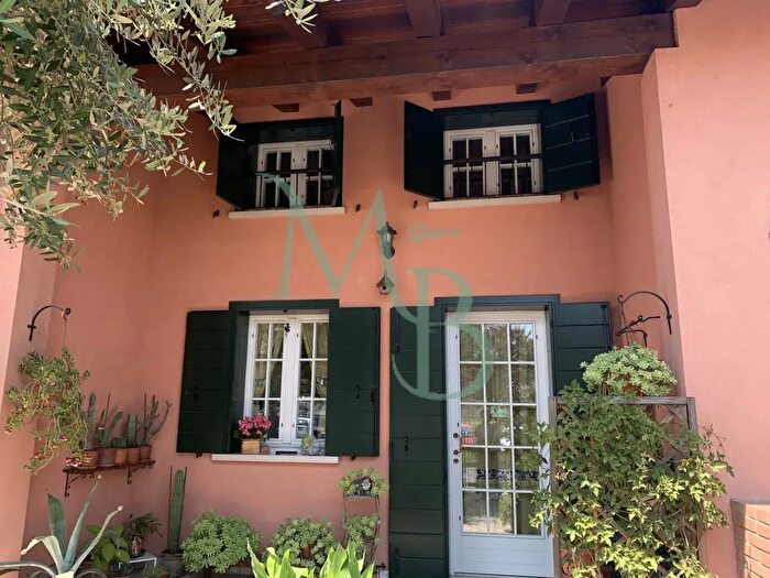 Casa con 5 locali in vendita in Camposampiero Via C Pavese, Camposampiero